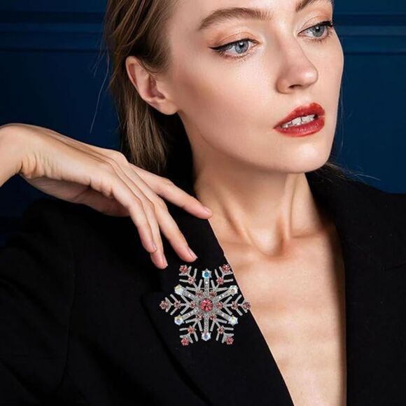 Women Rhinestone Snowflake Brooch Crystal Winter Snowflake Brooch Pin Pink - Picture 2 of 5